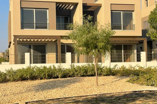 Twinhouse 4 bedrooms for resale in Palm Hills New Cairo in New Cairo by Palm Hills Developments